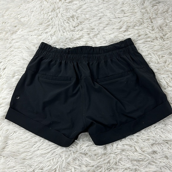 Lululemon Spring Break Away Shorts Black - Picture 4 of 5
